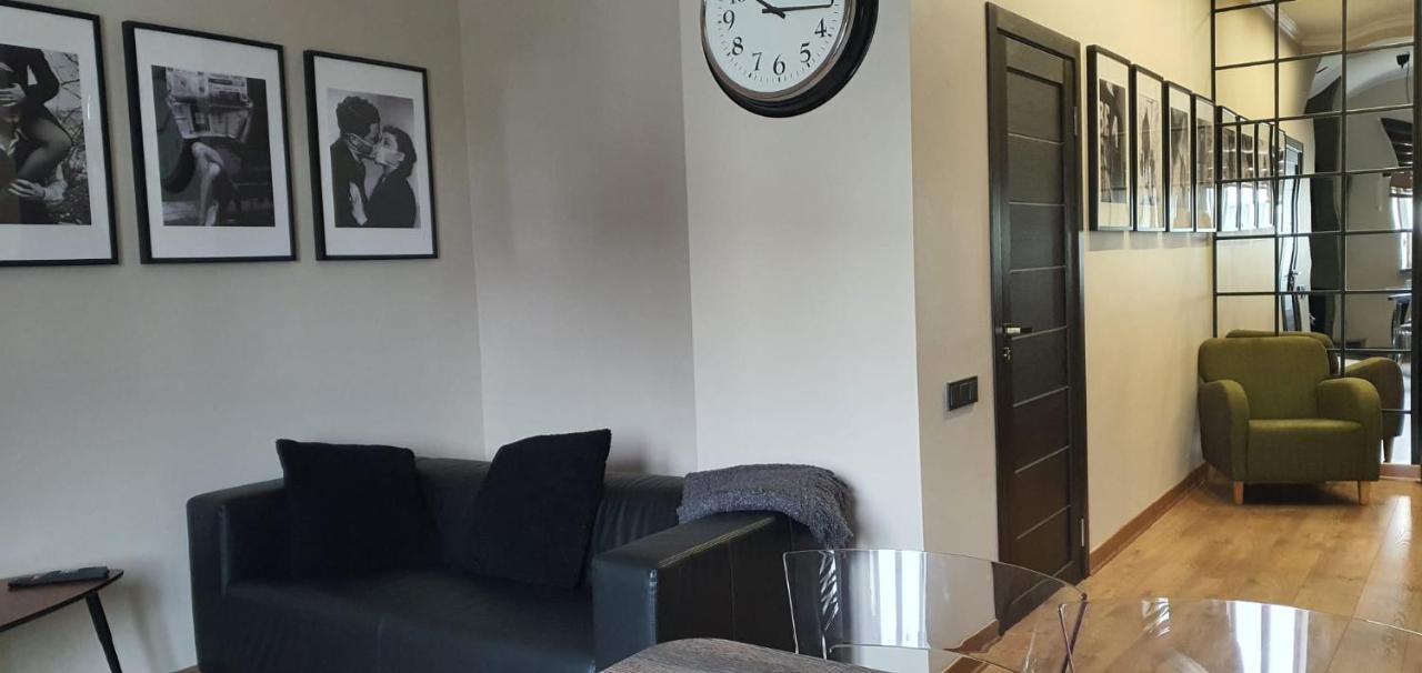 City Centre Apartment Rēzekne Buitenkant foto